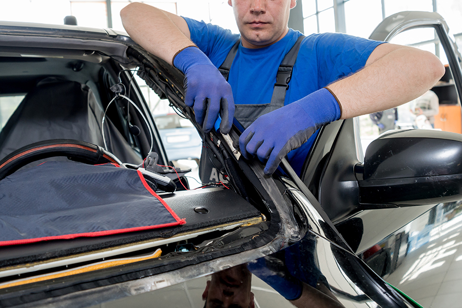 Fast Windshield Car Repair Near You: Drive Safely Again Today